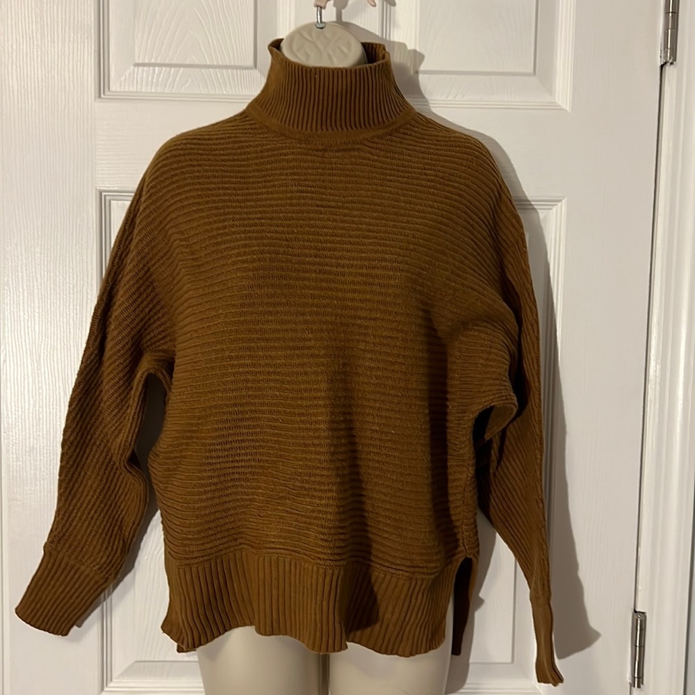 Loft mustard color sweater sz s